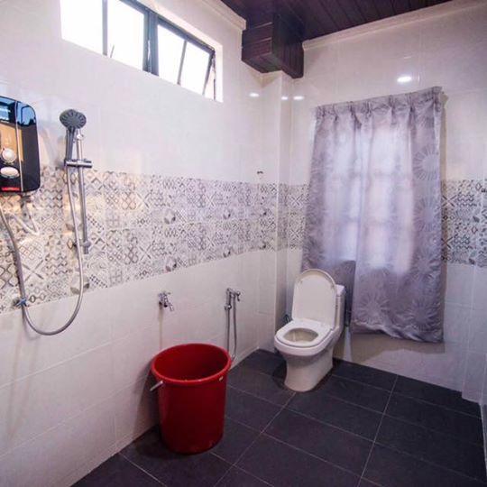 קוטה בארו Wan Danisha Villa Inn מראה חיצוני תמונה