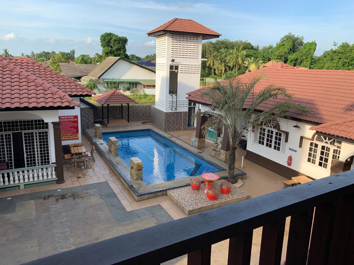 קוטה בארו Wan Danisha Villa Inn מראה חיצוני תמונה